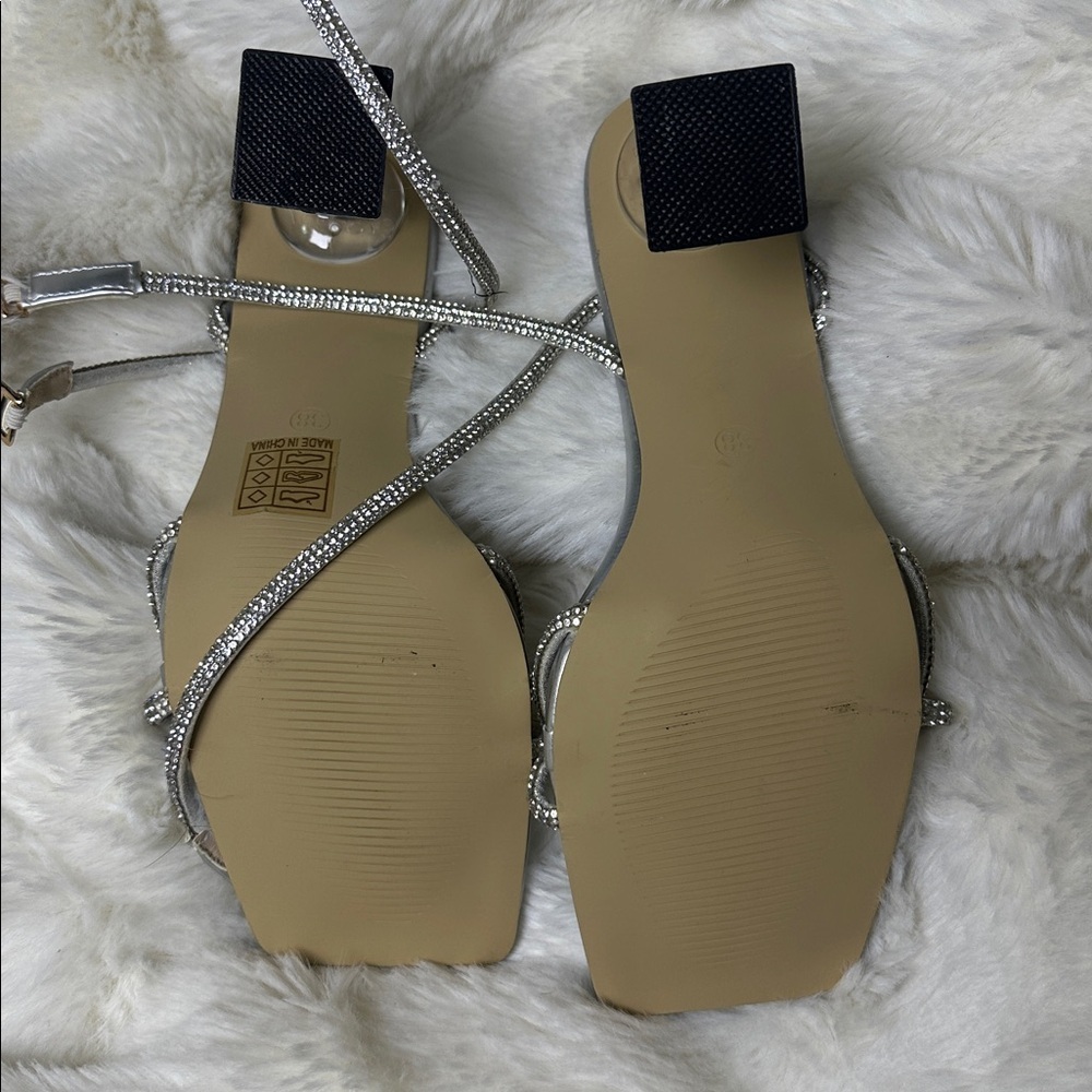 Silver heels 🤍 - Picture 6 of 6
